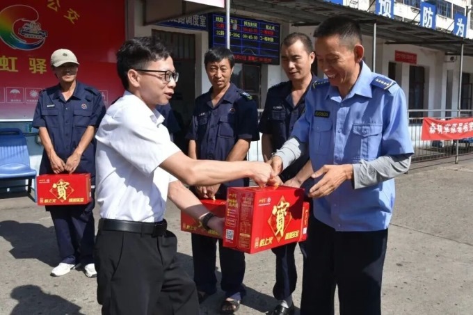 图片4.png 图片4.png